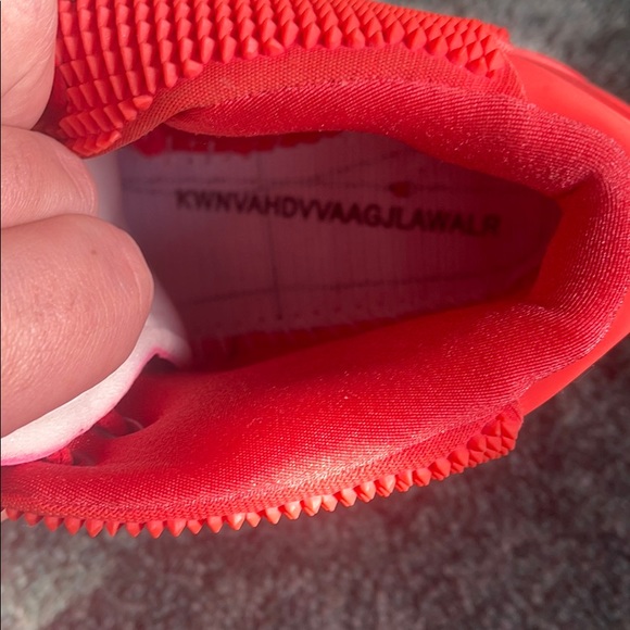 Nike Yeezy Red October Sz 9.5 No Box or Dust Bag - Picture 8 of 11
